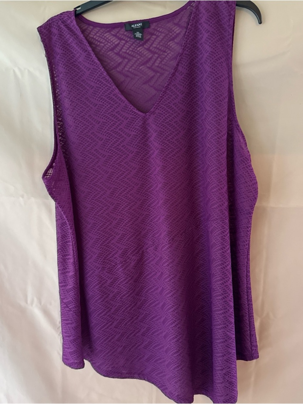 Alfani Purple Sleeveless V-Neck Lace-Texture Tank